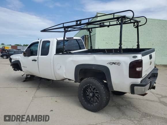 2009 Chevrolet Silverado 2500HD Work Truck z VIN 1GCHK49K89E131377, wystawiony jako Copart lot #55163205 z przebiegiem 169 356 mil mil oraz Szkoda całkowita • Salvage title. Historia ofert i sprzedaży dostępna na DreamBid. Obrazek 2.