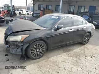 2008 Honda Accord EX z VIN 1HGCP36798A033939, wystawiony jako Copart lot #82007785 z przebiegiem 171 179 mil mil oraz Szkoda całkowita • Salvage title. Historia ofert i sprzedaży dostępna na DreamBid. Obrazek 1.
