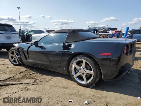 2006 Chevrolet Corvette с VIN 1G1YY36U865125842, выставлен на аукционе Copart как лот 71679785 с пробегом 77 772 миль миль и Чистый • Clean title. История ставок и продаж доступна на DreamBid. Изображение 2.