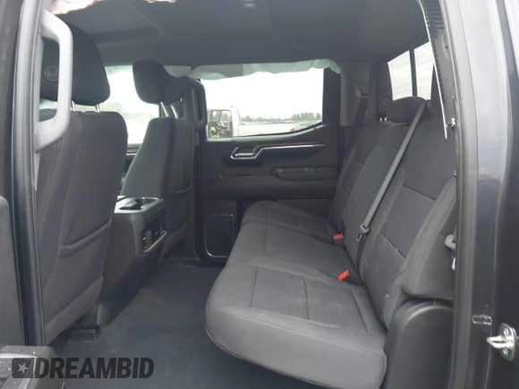 2024 Chevrolet Silverado 1500 LT Trail Boss with VIN 3GCUDFED9RG415847, listed as a IAAI auction lot 43342787 with 7,479 mi miles and . Bid and sale history available at DreamBid. Image 8.