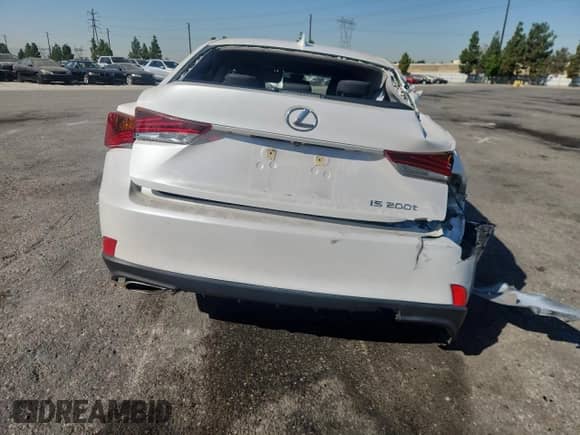 2017 Lexus IS 200t с VIN JTHBA1D20H5061773, выставлен на аукционе Copart как лот 69421125 с пробегом Не указан миль и Списание • Salvage title. История ставок и продаж доступна на DreamBid. Изображение 6.