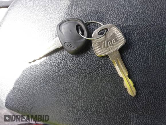 2013 Hyundai Elantra GLS z VIN KMHDH4AE8DU640866, wystawiony jako IAAI lot #42808349 z przebiegiem 121 269 mil mil oraz . Historia ofert i sprzedaży dostępna na DreamBid. Obrazek 11.
