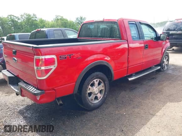 2010 Ford F-150 XL z VIN 1FTEX1EW9AFD22056, wystawiony jako IAAI lot #42209060 z przebiegiem 142 258 mil mil oraz . Historia ofert i sprzedaży dostępna na DreamBid. Obrazek 4.