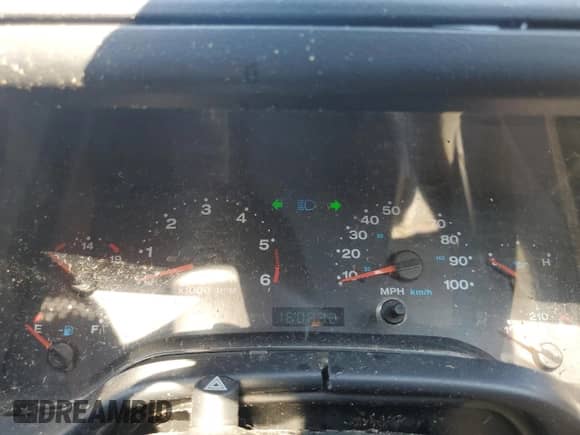 2005 Jeep Wrangler X z VIN 1J4FA39SX5P351763, wystawiony jako Copart lot #69419165 z przebiegiem 160 832 mil mil oraz Nie do naprawy • Non repairable. Historia ofert i sprzedaży dostępna na DreamBid. Obrazek 9.