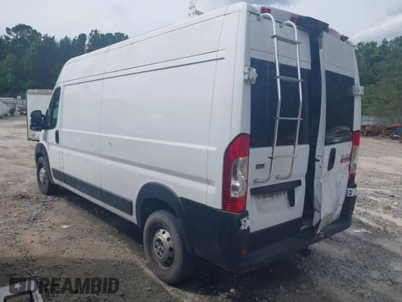 2019 Ram ProMaster Cargo z VIN 3C6TRVDG4KE541383, wystawiony jako IAAI lot #42309591 z przebiegiem 88 966 mil mil oraz . Historia ofert i sprzedaży dostępna na DreamBid. Obrazek 3.