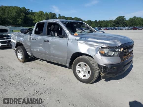 2023 Ram 1500 Tradesman z VIN 1C6RRFCG5PN619433, wystawiony jako Copart lot #70200855 z przebiegiem Nie podano mil oraz Szkoda całkowita • Salvage title. Historia ofert i sprzedaży dostępna na DreamBid. Obrazek 4.