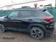 2022 Chevrolet TrailBlazer RS z VIN KL79MUSL5NB040464, wystawiony jako IAAI lot #42360730 z przebiegiem 56 403 mil mil oraz . Historia ofert i sprzedaży dostępna na DreamBid. Obrazek 15.
