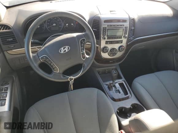 2011 Hyundai Santa Fe GLS z VIN 5XYZGDAB9BG052041, wystawiony jako Copart lot #84605905 z przebiegiem 160 676 mil mil oraz Czysty tytuł • Clean title. Historia ofert i sprzedaży dostępna na DreamBid. Obrazek 8.