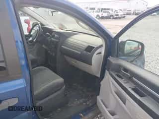 2010 Dodge Grand Caravan Cargo with VIN 2D4RN1AE0AR327128, listed as a IAAI auction lot 43516211 with 165,830 mi miles and . Bid and sale history available at DreamBid. Image 5.