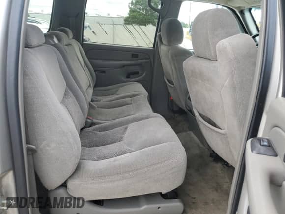 2004 Chevrolet Suburban LT с VIN 3GNEC16Z34G207385, выставлен на аукционе Copart как лот 67261775 с пробегом Не указан миль и Списание • Salvage title. История ставок и продаж доступна на DreamBid. Изображение 11.