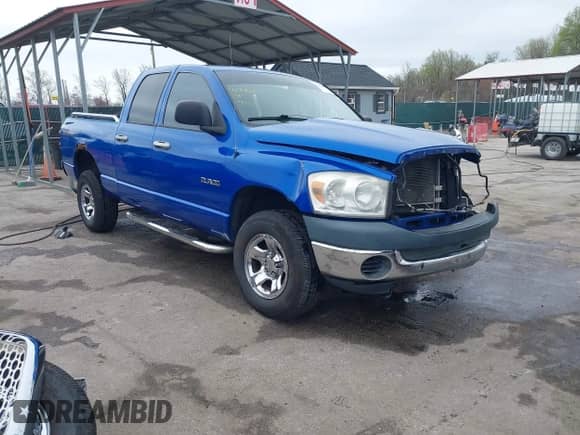 2008 Dodge 1500 SLT with VIN 1D7HU18N78S515709, listed as a IAAI auction lot 41946007 with 200,340 mi miles and . Bid and sale history available at DreamBid. Image 1.