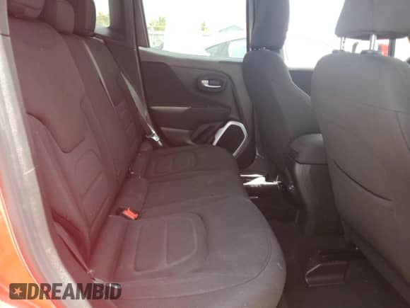 2018 Jeep Renegade Latitude with VIN ZACCJABB2JPH25285, listed as a Copart auction lot 84966515 with 112,206 mi miles and Salvage title. Bid and sale history available at DreamBid. Image 10.
