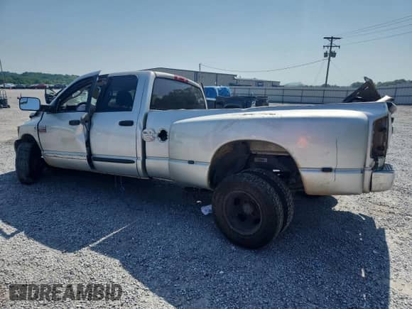 2007 Dodge 3500 SLT with VIN 3D7MX48C97G759633, listed as a Copart auction lot 62117835 with Not provided miles and Salvage title. Bid and sale history available at DreamBid. Image 2.