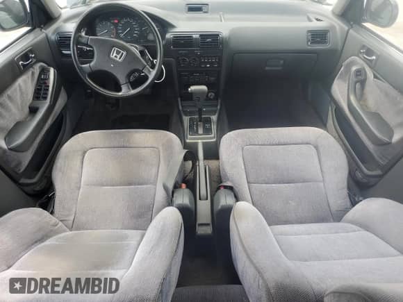 1991 Honda Accord LX z VIN JHMCB7659MC039465, wystawiony jako Copart lot #55810155 z przebiegiem 206 192 mil mil oraz Szkoda całkowita • Salvage title. Historia ofert i sprzedaży dostępna na DreamBid. Obrazek 8.