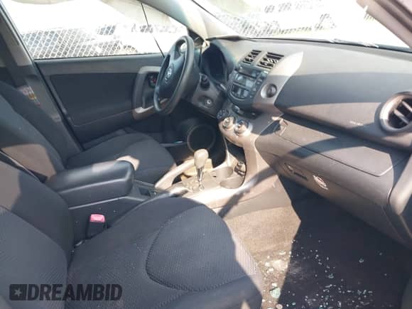 2008 Toyota RAV4 Sport with VIN JTMBD32V386070897, listed as a IAAI auction lot 42966737 with 209,813 mi miles and . Bid and sale history available at DreamBid. Image 5.