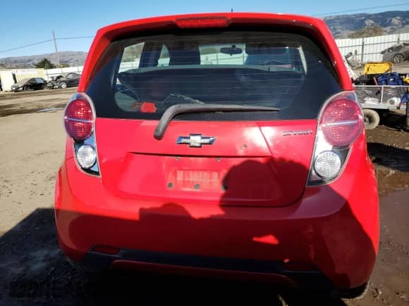 2013 Chevrolet Spark LS с VIN KL8CA6S9XDC505727, выставлен на аукционе Copart как лот 88765155 с пробегом 69 494 миль миль и Списание • Salvage title. История ставок и продаж доступна на DreamBid. Изображение 6.