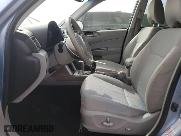 2012 Subaru Forester X Premium z VIN JF2SHBDC9CH406318, wystawiony jako Copart lot #81918845 z przebiegiem 192 673 mil mil oraz Szkoda całkowita • Salvage title. Historia ofert i sprzedaży dostępna na DreamBid. Obrazek 7.