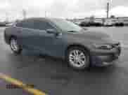 2017 Chevrolet Malibu LT с VIN 1G1ZE5ST2HF182556, выставлен на аукционе Copart как лот 70159065 с пробегом 136 658 миль миль и Списание • Salvage title. История ставок и продаж доступна на DreamBid. Изображение 4.