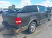 2005 Ford F-150 XLT z VIN 1FTPW12555FB31201, wystawiony jako IAAI lot #43410539 z przebiegiem 116 296 mil mil oraz . Historia ofert i sprzedaży dostępna na DreamBid. Obrazek 6.