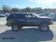 2000 Chevrolet Blazer LS с VIN 1GNCS18W5YK255241, выставлен на аукционе IAAI как лот 41356201 с пробегом 232 844 миль миль и . История ставок и продаж доступна на DreamBid. Изображение 12.