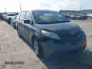 2011 Toyota Sienna с VIN 5TDKA3DC7BS008852, выставлен на аукционе IAAI как лот 42160173 с пробегом 296 726 миль миль и . История ставок и продаж доступна на DreamBid. Изображение 1.