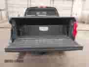 2017 Toyota Tundra Platinum с VIN 5TFAY5F12HX655824, выставлен на аукционе IAAI как лот 42902032 с пробегом 116 161 миль миль и . История ставок и продаж доступна на DreamBid. Изображение 17.