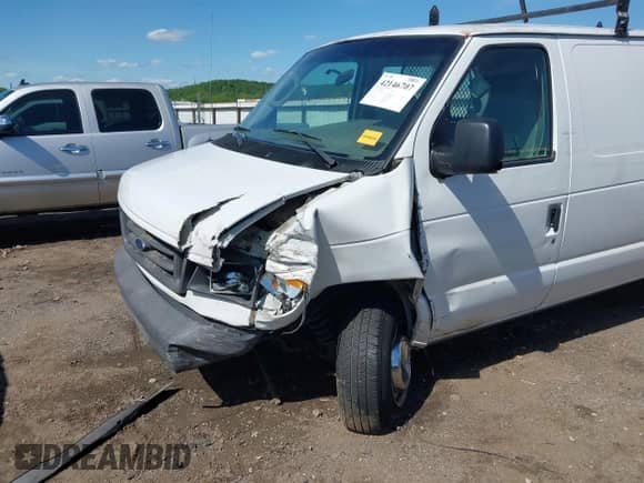 2003 Ford Econoline Cargo with VIN 1FTNE24L93HC07550, listed as a IAAI auction lot 42146707 with 227,224 mi miles and . Bid and sale history available at DreamBid. Image 6.
