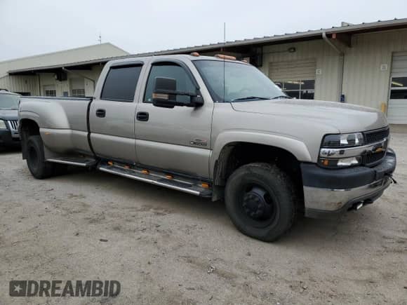 2002 Chevrolet Silverado 3500 LT с VIN 1GCJK33192F113210, выставлен на аукционе Copart как лот 44594665 с пробегом 159 186 миль миль и Списание • Salvage title. История ставок и продаж доступна на DreamBid. Изображение 4.