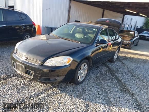 2008 Chevrolet Impala LT с VIN 2G1WC583081301440, выставлен на аукционе IAAI как лот 42810244 с пробегом 180 233 миль миль и . История ставок и продаж доступна на DreamBid. Изображение 2.