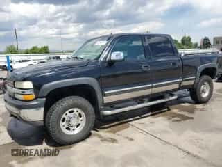 2001 Chevrolet Silverado 1500HD LS с VIN 1GCGK13U21F159386, выставлен на аукционе Copart как лот 64255975 с пробегом 120 960 миль миль и Списание • Salvage title. История ставок и продаж доступна на DreamBid. Изображение 1.
