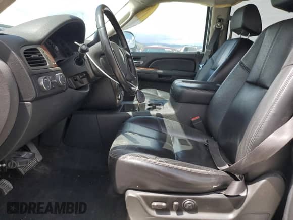 2007 Chevrolet Suburban LTZ с VIN 1GNFK16327J301442, выставлен на аукционе Copart как лот 58014125 с пробегом 239 683 миль миль и Чистый • Clean title. История ставок и продаж доступна на DreamBid. Изображение 7.