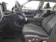 2025 Hyundai Santa Fe SEL с VIN 5NMP24GL5SH092726, выставлен на аукционе Copart как лот 41348475 с пробегом 912 миль миль и На запчасти • Non repairable. История ставок и продаж доступна на DreamBid. Изображение 7.