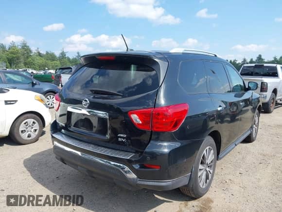 2017 Nissan Pathfinder SL с VIN 5N1DR2MM3HC621545, выставлен на аукционе IAAI как лот 42547073 с пробегом 106 743 миль миль и . История ставок и продаж доступна на DreamBid. Изображение 4.