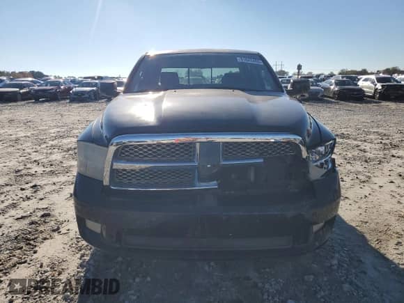 2009 Dodge 1500 SLT z VIN 1D3HB13T89S773025, wystawiony jako Copart lot #91045405 z przebiegiem 279 635 mil mil oraz Czysty tytuł • Clean title. Historia ofert i sprzedaży dostępna na DreamBid. Obrazek 5.