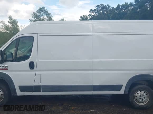2016 Ram ProMaster Cargo с VIN 3C6TRVDG4GE134588, выставлен на аукционе IAAI как лот 42724287 с пробегом 282 294 миль миль и . История ставок и продаж доступна на DreamBid. Изображение 14.