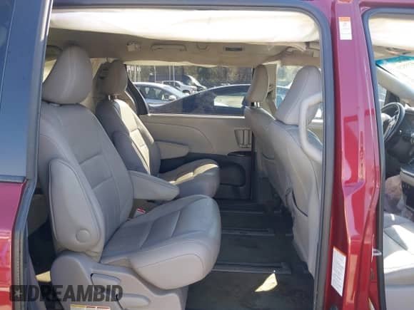 2015 Toyota Sienna Limited with VIN 5TDDK3DC0FS104012, listed as a IAAI auction lot 41935233 with 160,635 mi miles and . Bid and sale history available at DreamBid. Image 8.