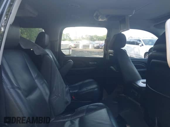 2014 Cadillac Escalade ESV Luxury с VIN 1GYS4HEFXER156391, выставлен на аукционе IAAI как лот 42424766 с пробегом 169 353 миль миль и . История ставок и продаж доступна на DreamBid. Изображение 8.