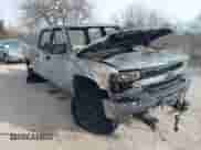 2002 Chevrolet Silverado 2500HD LT с VIN 1GCHK23112F222642, выставлен на аукционе IAAI как лот 41453480 с пробегом Не указан миль и . История ставок и продаж доступна на DreamBid. Изображение 1.