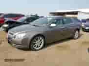 2012 Chevrolet Malibu 3LT z VIN 1G1ZF5E78CF244546, wystawiony jako Copart lot #64392314 z przebiegiem 126 362 mil mil oraz Szkoda całkowita • Salvage title. Historia ofert i sprzedaży dostępna na DreamBid. Obrazek 1.