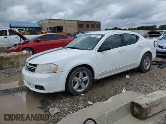 2013 Dodge Avenger SE with VIN 1C3CDZAB1DN712813, listed as a Copart auction lot 68352585 with 145,931 mi miles and Clean title. Bid and sale history available at DreamBid. Image 1.