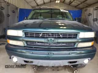 2003 Chevrolet Suburban LT z VIN 3GNFK16T63G258140, wystawiony jako Copart lot #63621564 z przebiegiem Nie podano mil oraz Szkoda całkowita • Salvage title. Historia ofert i sprzedaży dostępna na DreamBid. Obrazek 5.