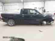 2020 Ram 1500 Big Horn z VIN 1C6SRFBT6LN142263, wystawiony jako IAAI lot #42992728 z przebiegiem 94 208 mil mil oraz . Historia ofert i sprzedaży dostępna na DreamBid. Obrazek 13.