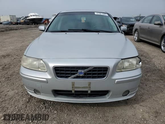 2005 Volvo S60 с VIN YV1RS592052484177, выставлен на аукционе Copart как лот 47921685 с пробегом 132 527 миль миль и Списание • Salvage title. История ставок и продаж доступна на DreamBid. Изображение 5.