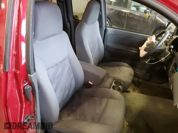 2004 Chevrolet Colorado Z71 with VIN 1GCCS196248169464, listed as a Copart auction lot 46944005 with 142,879 mi miles and Non repairable. Bid and sale history available at DreamBid. Image 10.