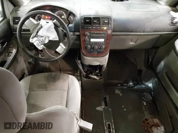 2006 Chevrolet Uplander LS Fleet with VIN 1GBDV13LX6D209881, listed as a Copart auction lot 84220334 with 172,493 mi miles and Salvage title. Bid and sale history available at DreamBid. Image 8.