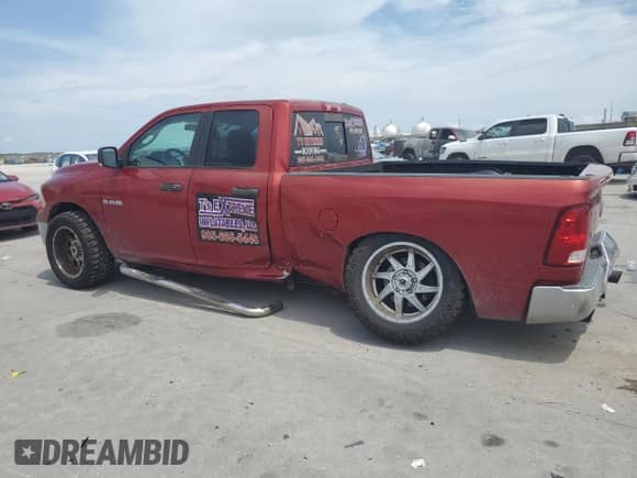 2009 Dodge 1500 SLT с VIN 1D3HB18P49S738171, выставлен на аукционе Copart как лот 67555765 с пробегом 169 377 миль миль и Списание • Salvage title. История ставок и продаж доступна на DreamBid. Изображение 2.