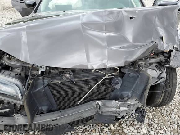 2020 Chrysler 300 Touring L с VIN 2C3CCAAG9LH220702, выставлен на аукционе Copart как лот 55099915 с пробегом Не указан миль и Списание • Salvage title. История ставок и продаж доступна на DreamBid. Изображение 11.