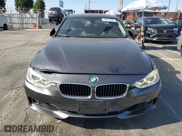 2012 BMW 3 Series 328i с VIN WBA3C1C53CF430430, выставлен на аукционе Copart как лот 70013155 с пробегом 113 905 миль миль и Чистый • Clean title. История ставок и продаж доступна на DreamBid. Изображение 5.
