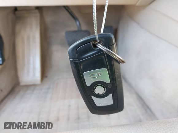 2014 BMW 3 Series 328i z VIN WBA3A5C57EJ464867, wystawiony jako IAAI lot #43334189 z przebiegiem 158 299 mil mil oraz . Historia ofert i sprzedaży dostępna na DreamBid. Obrazek 11.