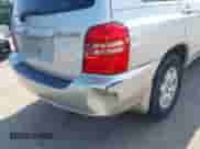 2003 Toyota Highlander с VIN JTEGF21A330074920, выставлен на аукционе IAAI как лот 42954330 с пробегом 142 106 миль миль и . История ставок и продаж доступна на DreamBid. Изображение 6.